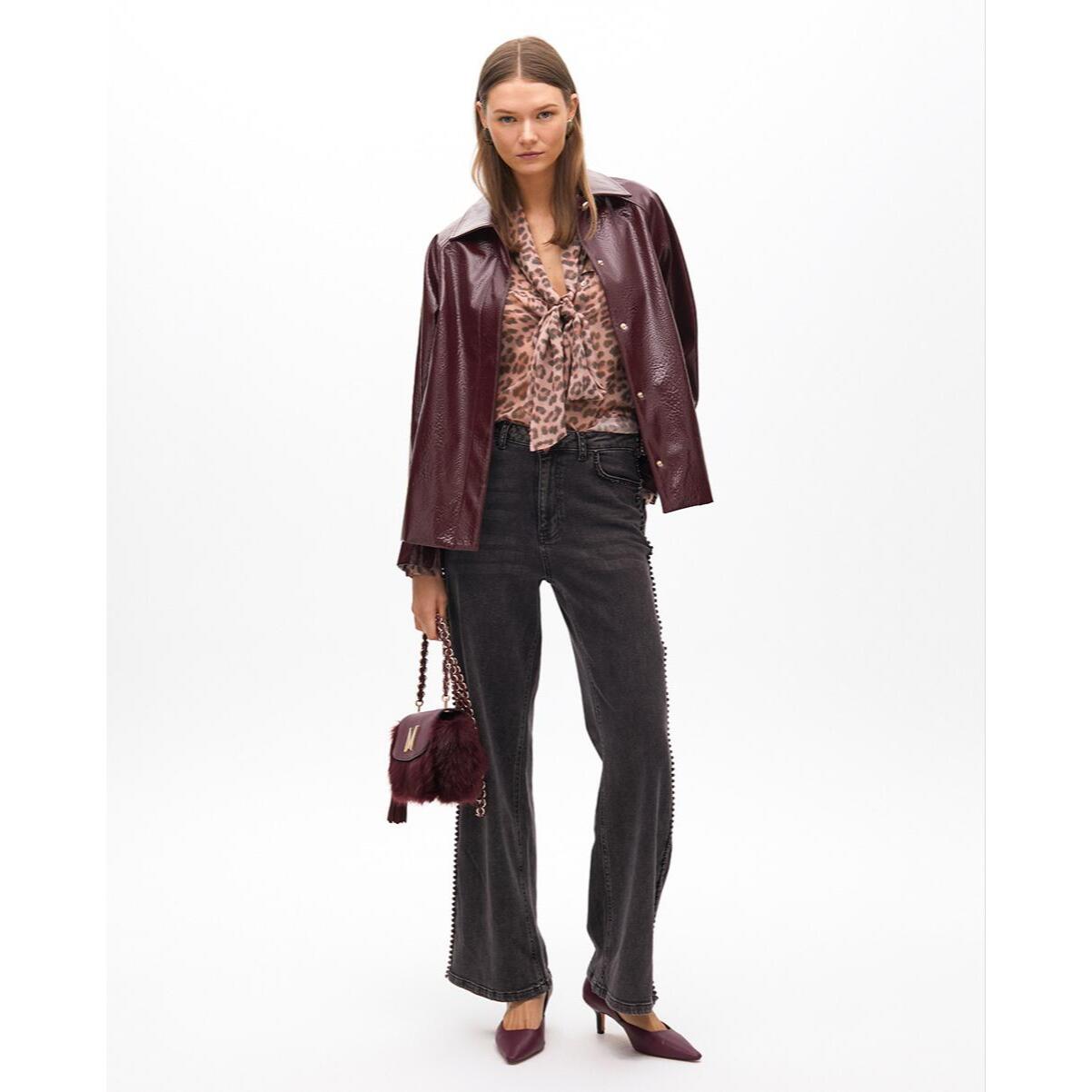 Pantaloni Larghi con Borchie