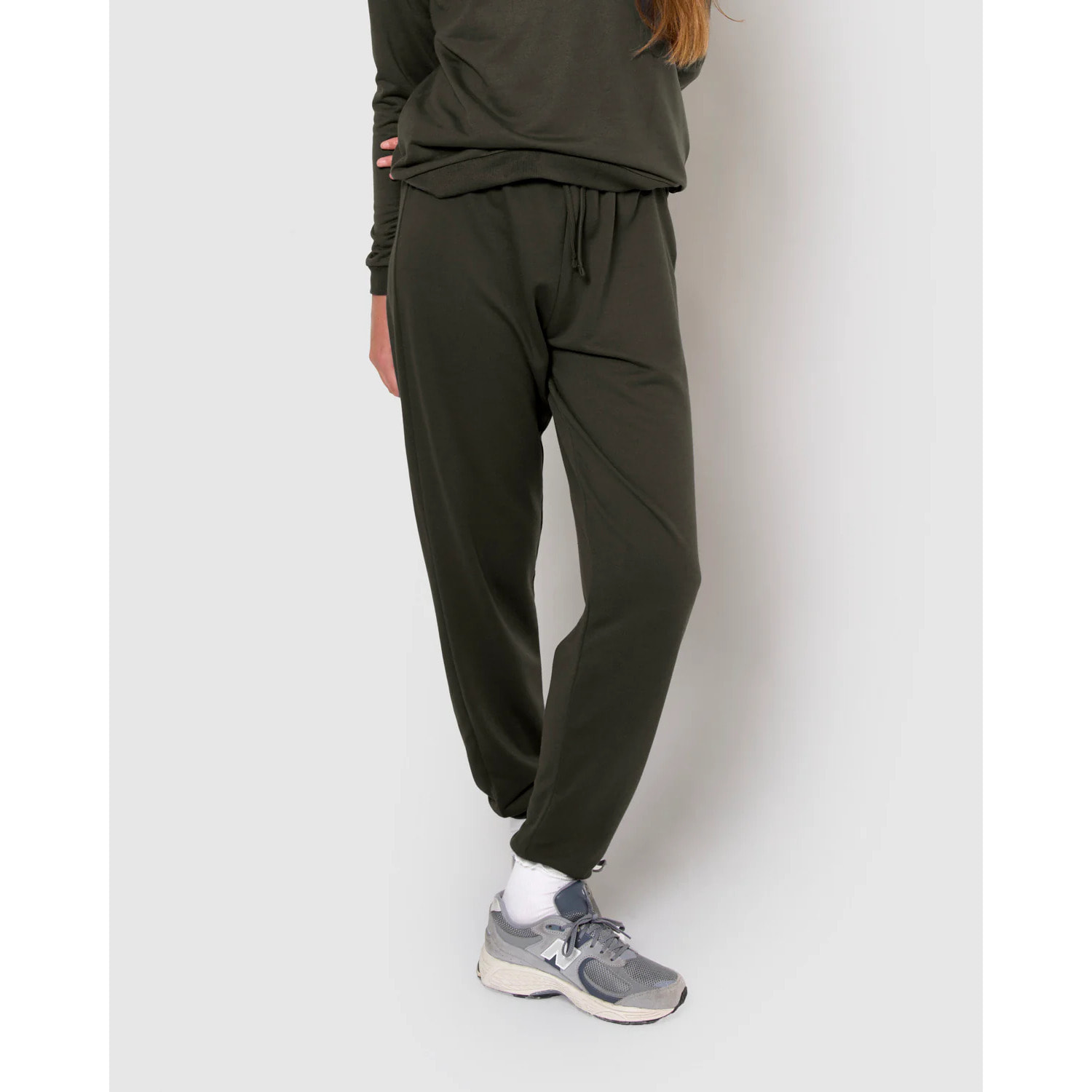 Pantalón largo básico deportivo gris marengo