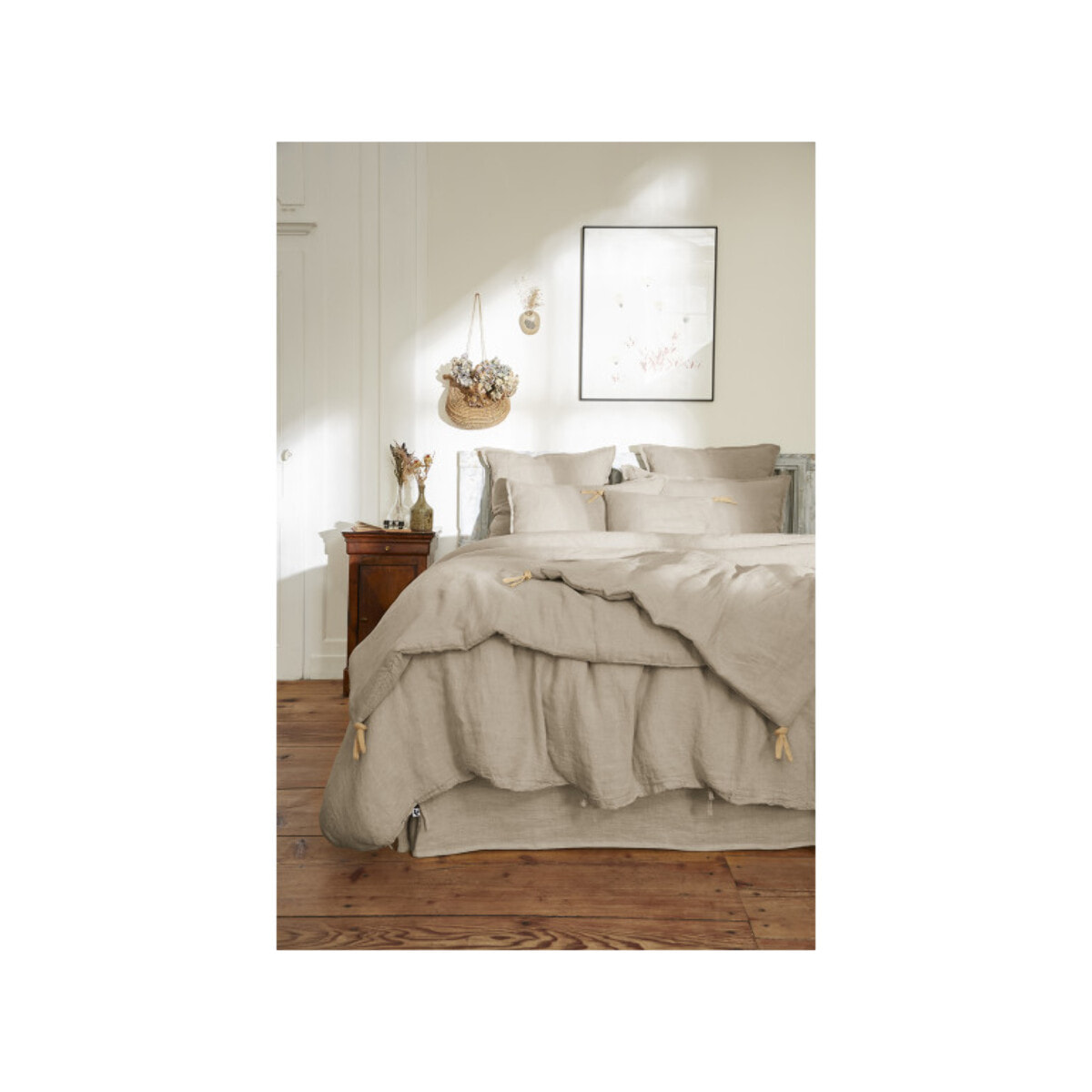 Coussin en lin lavé déhoussable 45 x 45 cm à pompons - 5 coloris - SOLINE