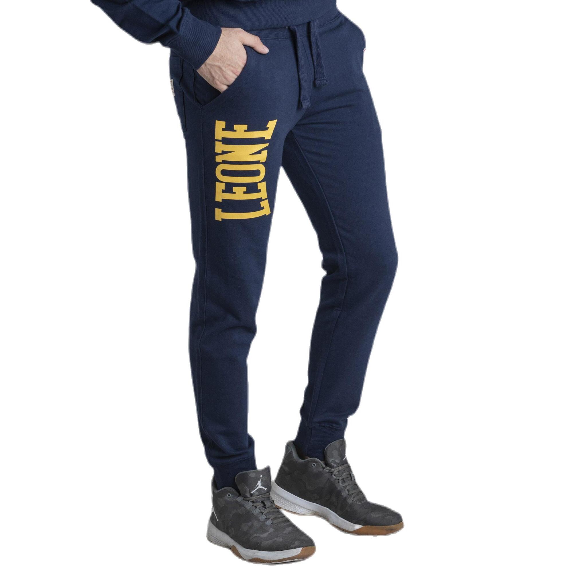 Pantalón de hombre Leone Basic con gran logo en algodón no perchado
