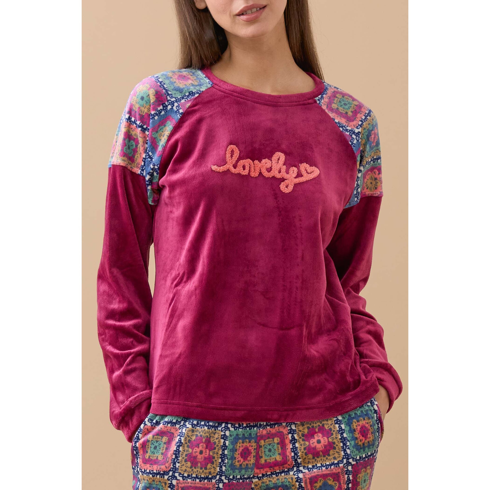 Completo loungewear donna folk in ciniglia felpata Noidinotte