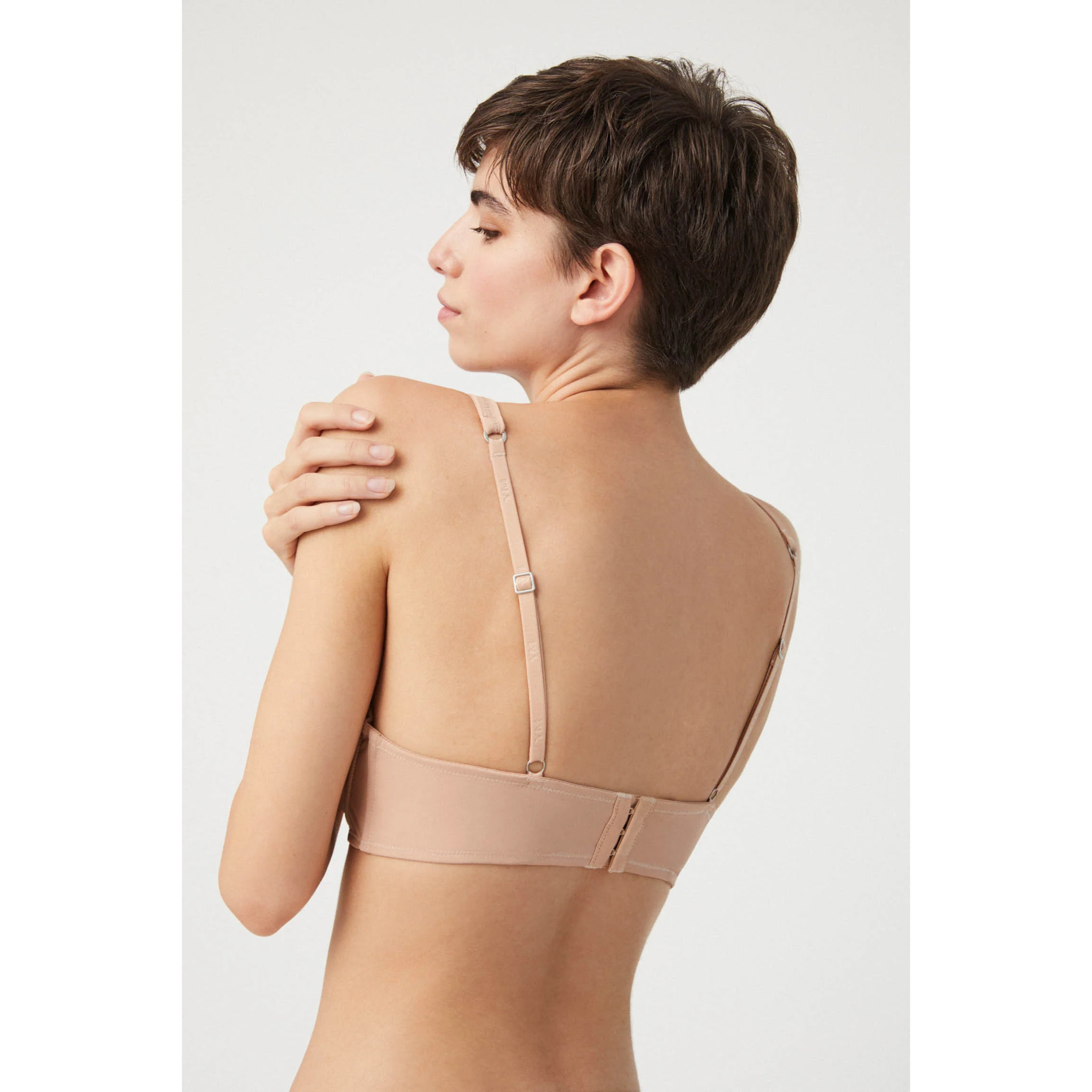 Reggiseno imbottito con ferretto beige, coppe C e D