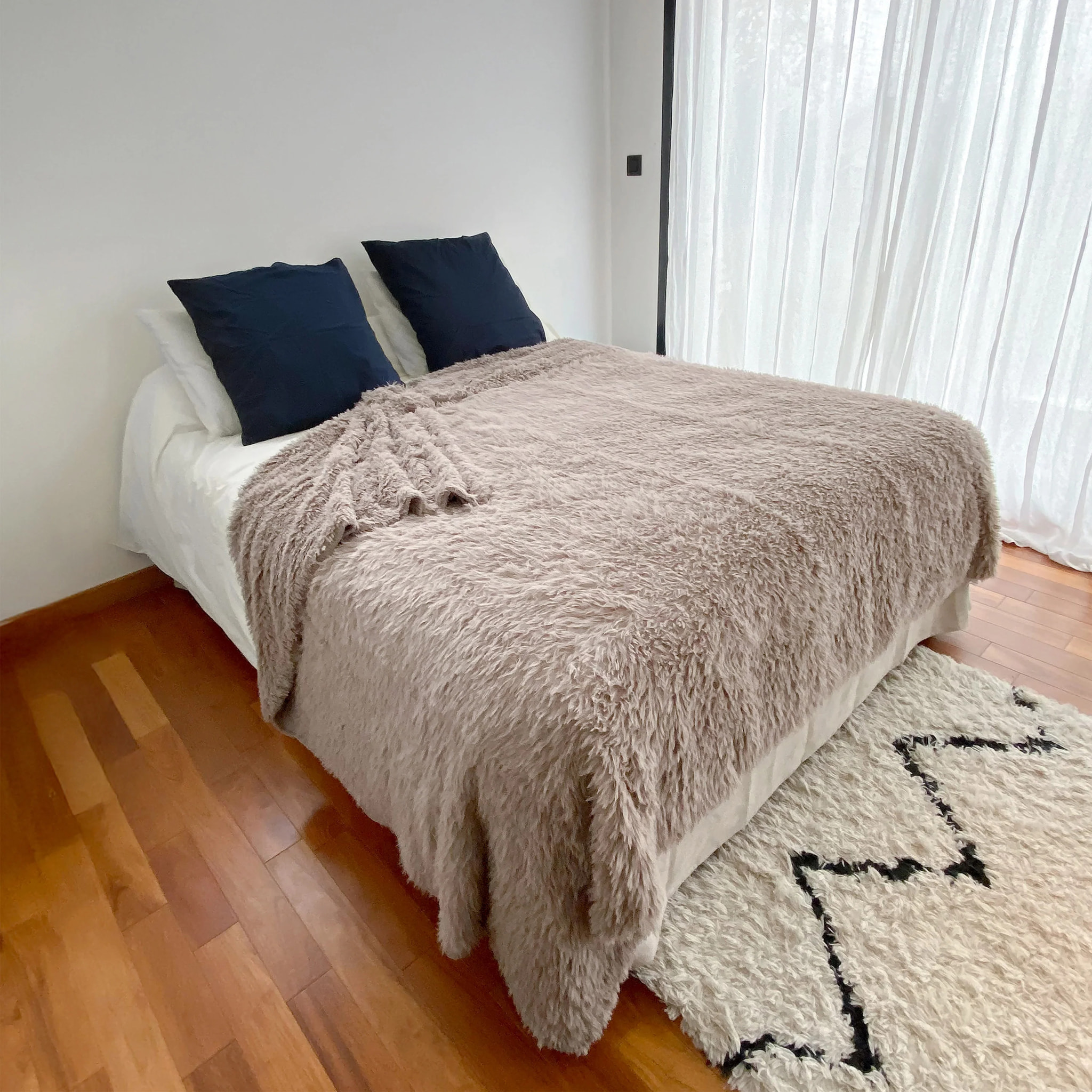 Couverture imitation poils longs - Longwool Beige Taupe - 220x240cm - 450g/m²