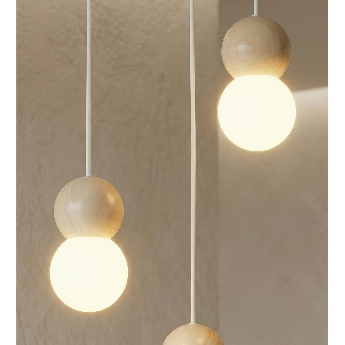 Lampada a sospensione LOOP in acciaio bianco e legno naturale