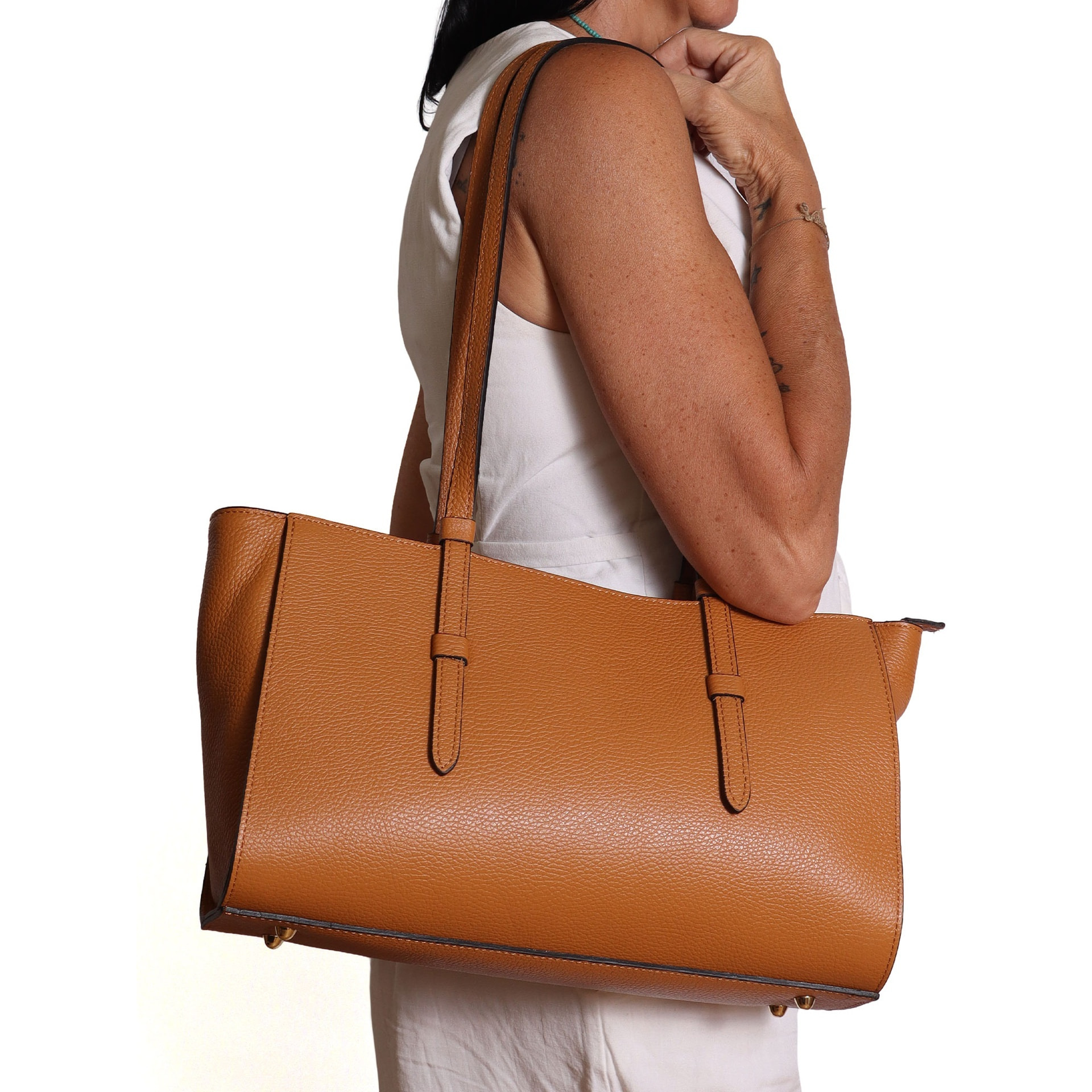 Gave Lux Borsa a tracolla