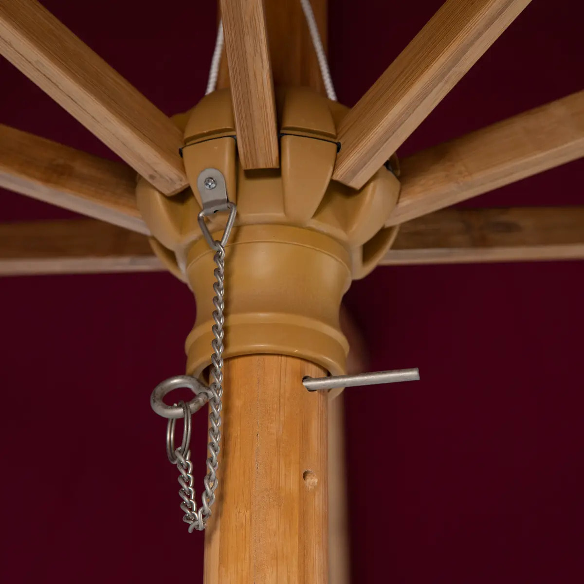 Parasol droit "Tinaei" bordeaux 3m en bambou