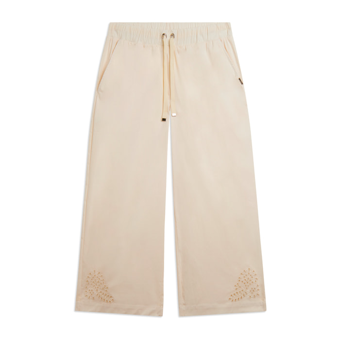 Pantaloni Cropped con Ricamo Floreale al Fondo