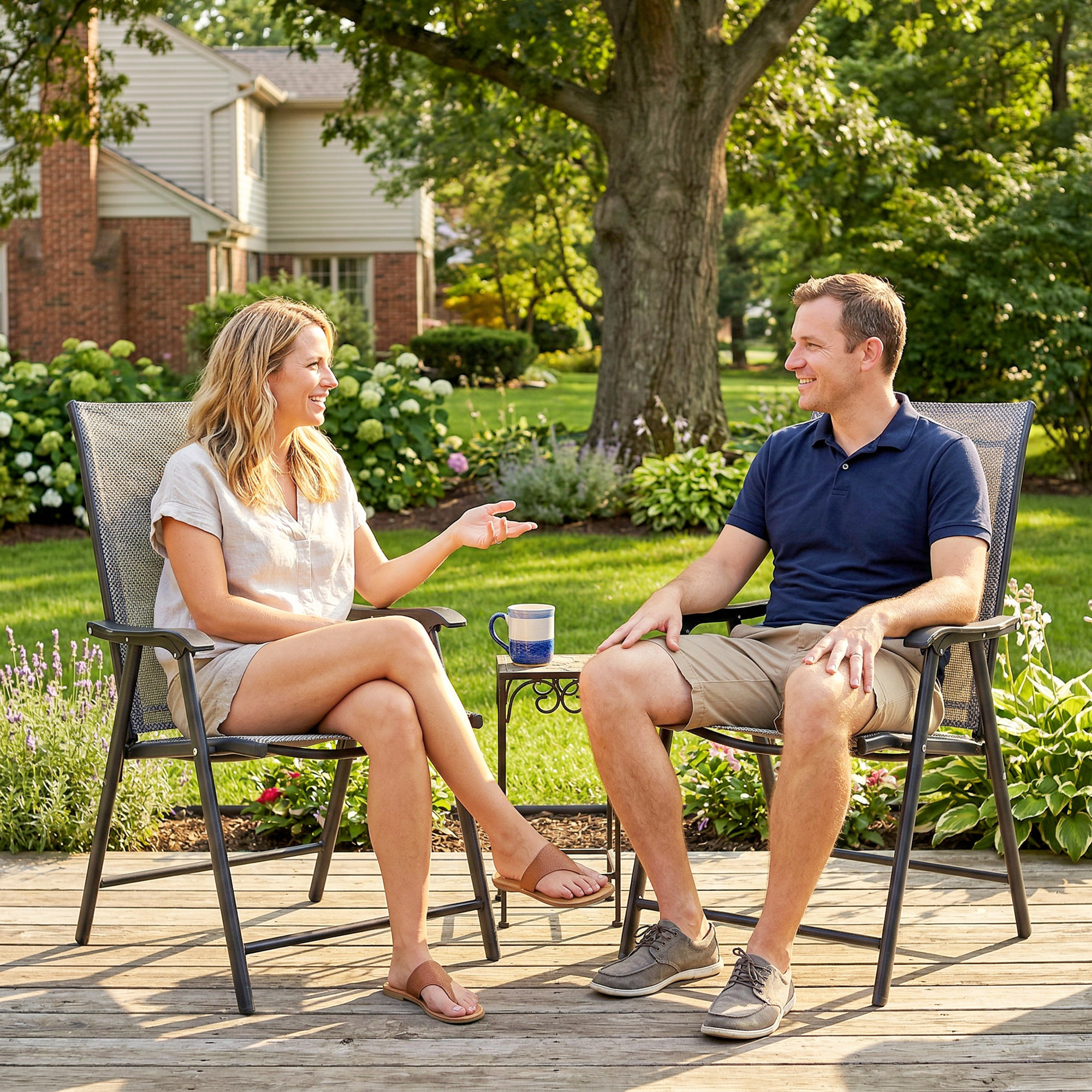 Conjunto de 2 Sillas Plegables para Exterior Con Reposabrazos Sillas para Balcones Jardín Terraza Metal Texteline Carga 110kg 58x64x94 cm Gris