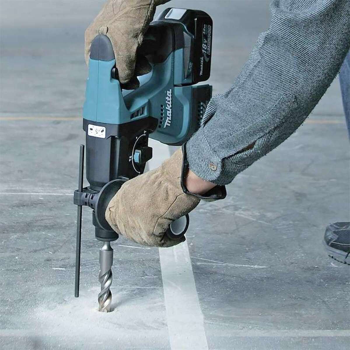 MAKITA SDS-Plus 18V Li-Ion 24 mm taladro percutor - Sin batería ni cargador - DHR243ZJ
