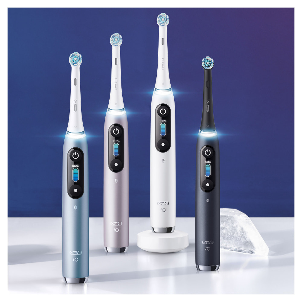 Oral-B iO 9 Edition Spéciale - Avec Etui de Voyage, et Pochette - Bleue- Brosse À Dents Électrique
