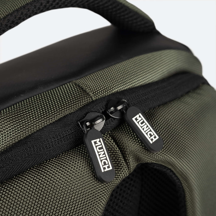 MOCHILA MUNICH SHIELD KAKI