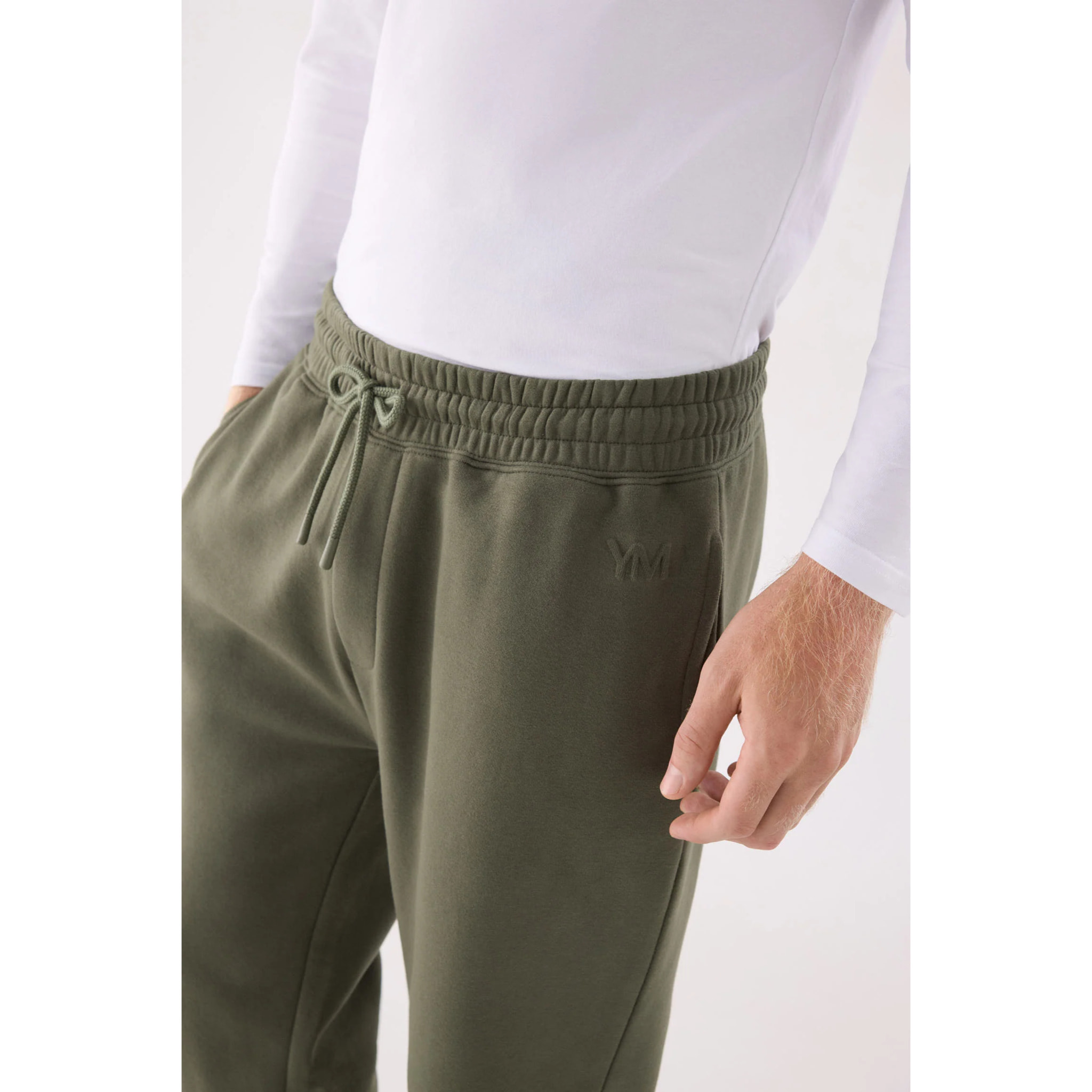 Pantalón deportivo hombre jogger con cintura ajustable verde botella