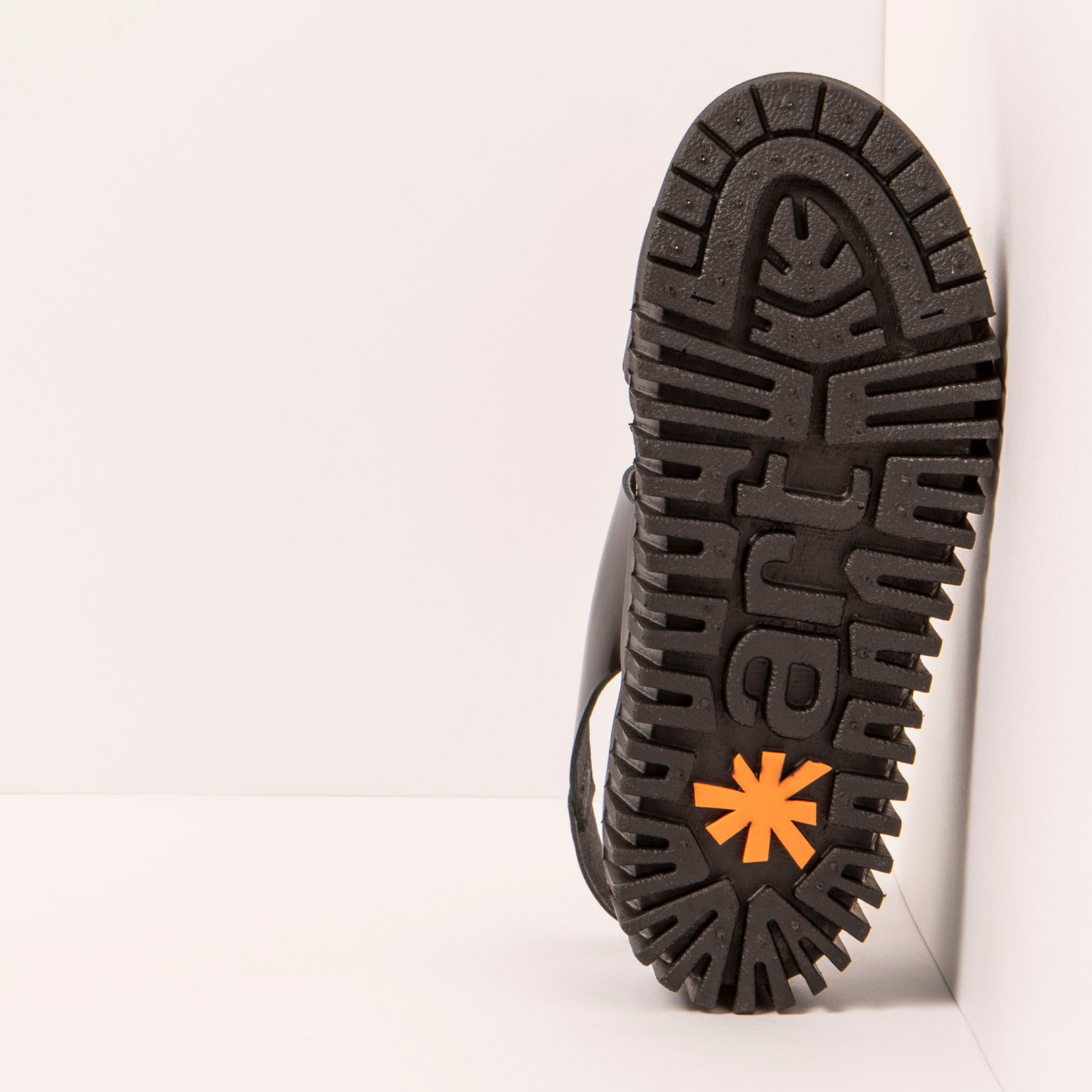 Sandalia de cuña 1578 MULTI BLACK/BRIGHTON color Black