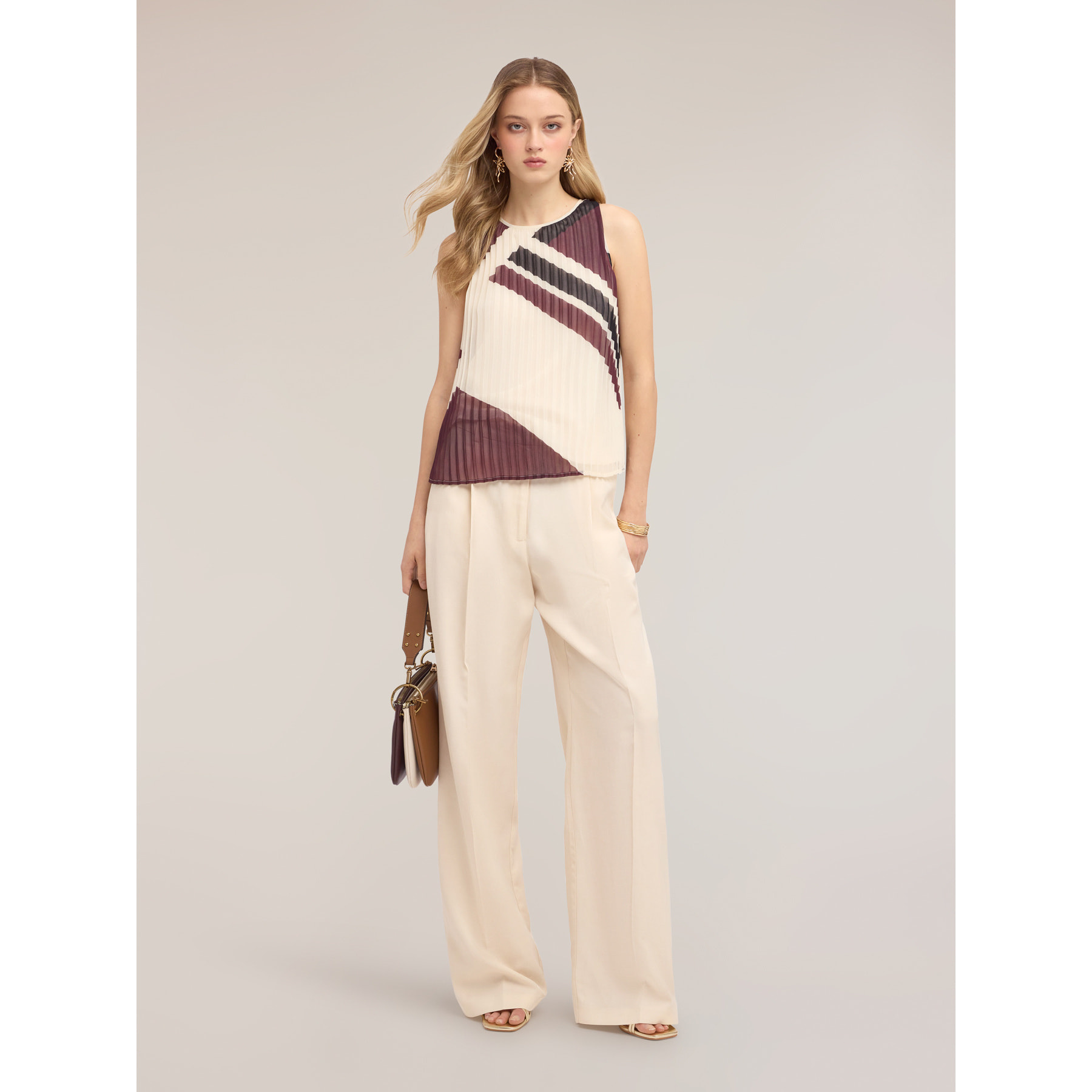 Motivi - Top plisado en georgette con estampado - Burgundy