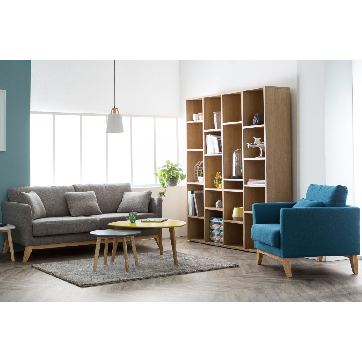 Fauteuil scandinave déhoussable en tissu rose et bois clair OSLO