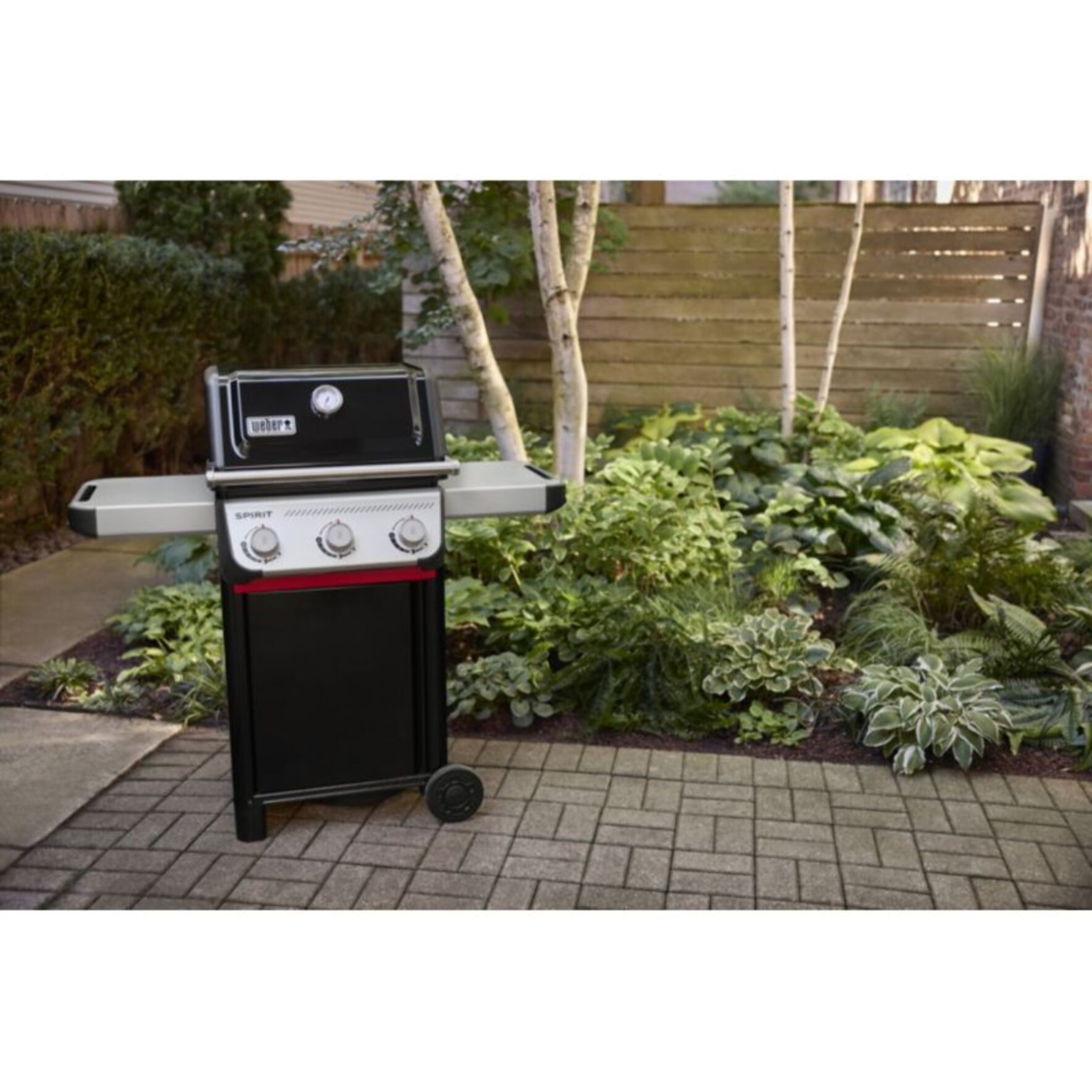 Barbecue gaz WEBER Spirit E-310 black 3 brûleurs sur chariot 52x45 cm