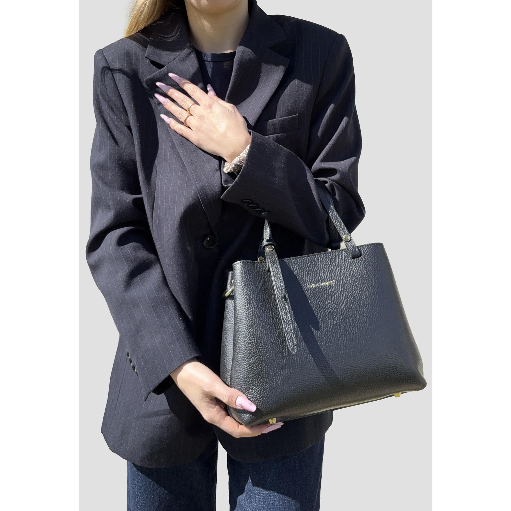 Borsa a Mano Elegante da Donna in Pelle Martellata con Tracolla