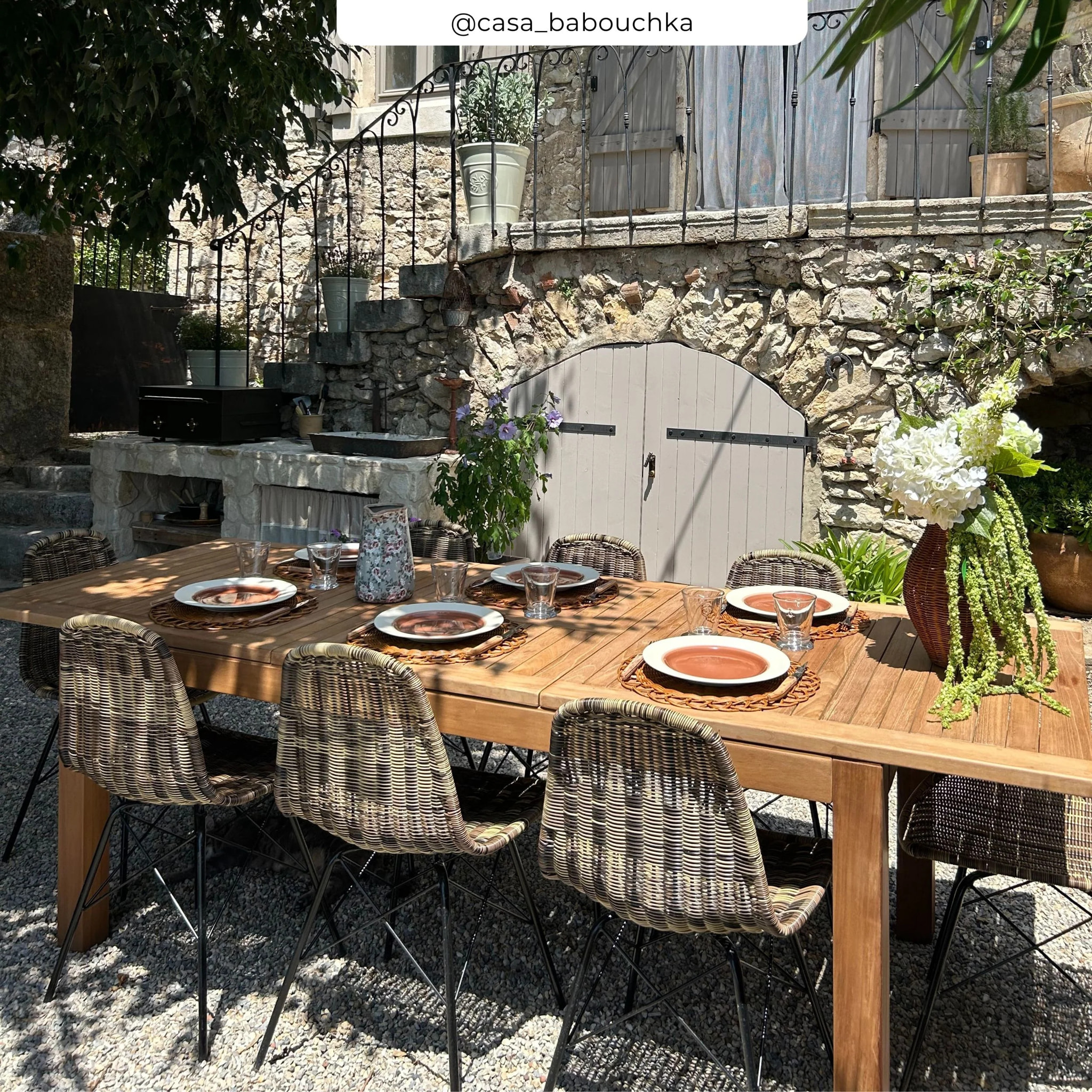 Table et chaises de jardin 8 personnes en bois et résine tressée - Tiptur
