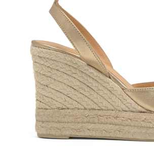 Sandalias de cuña de mujer Blair en piel metalizada con cierre de pulsera