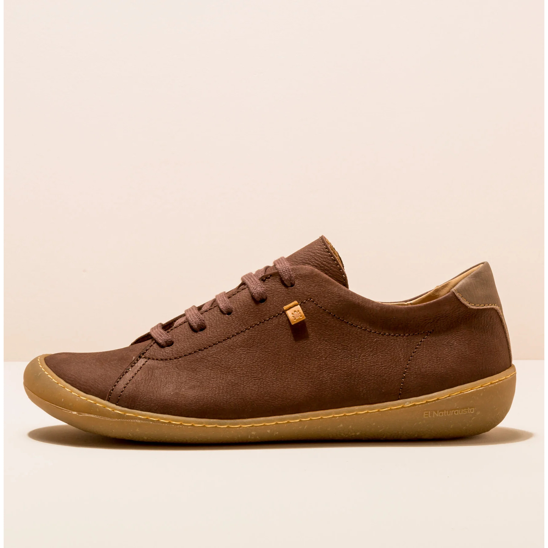 Zapatos N5770 PLEASANT BROWN/PAWIKAN color Brown