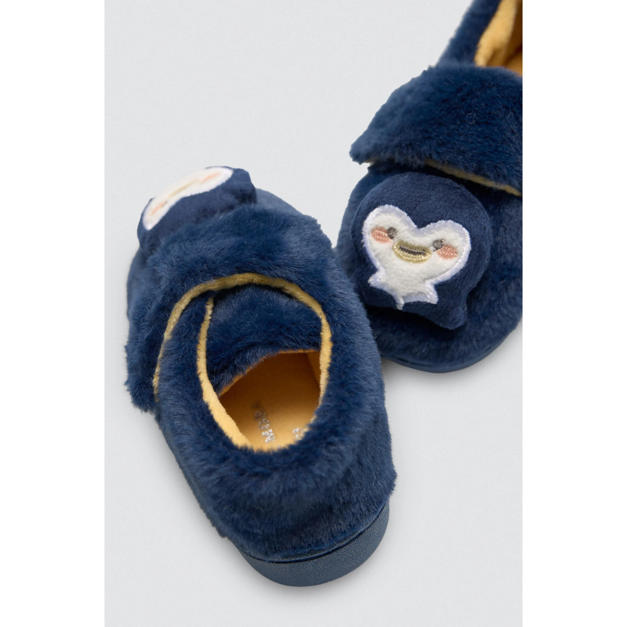 Scarpine per neonato con velcro ricamate a forma di pinguino