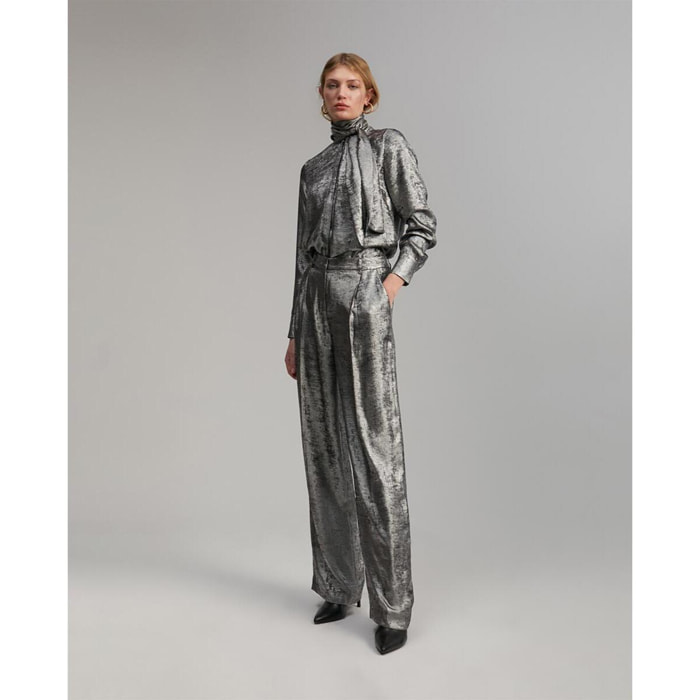 Camicia laminata con colletto a cravatta