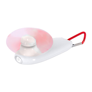 Ventilador portátil con linterna LED integrada y mosquetón para transporte.