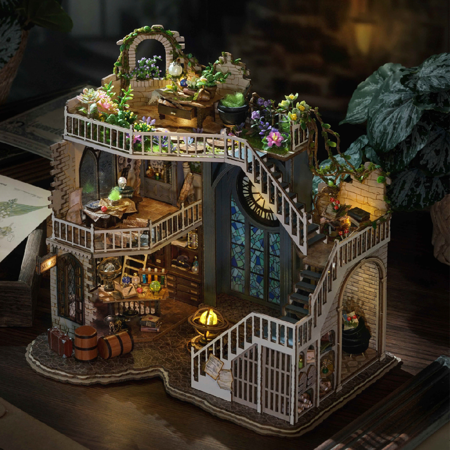 La casa Mágica. Maqueta 3D realista con gran detalle, cubierta antipolvo y luces led.