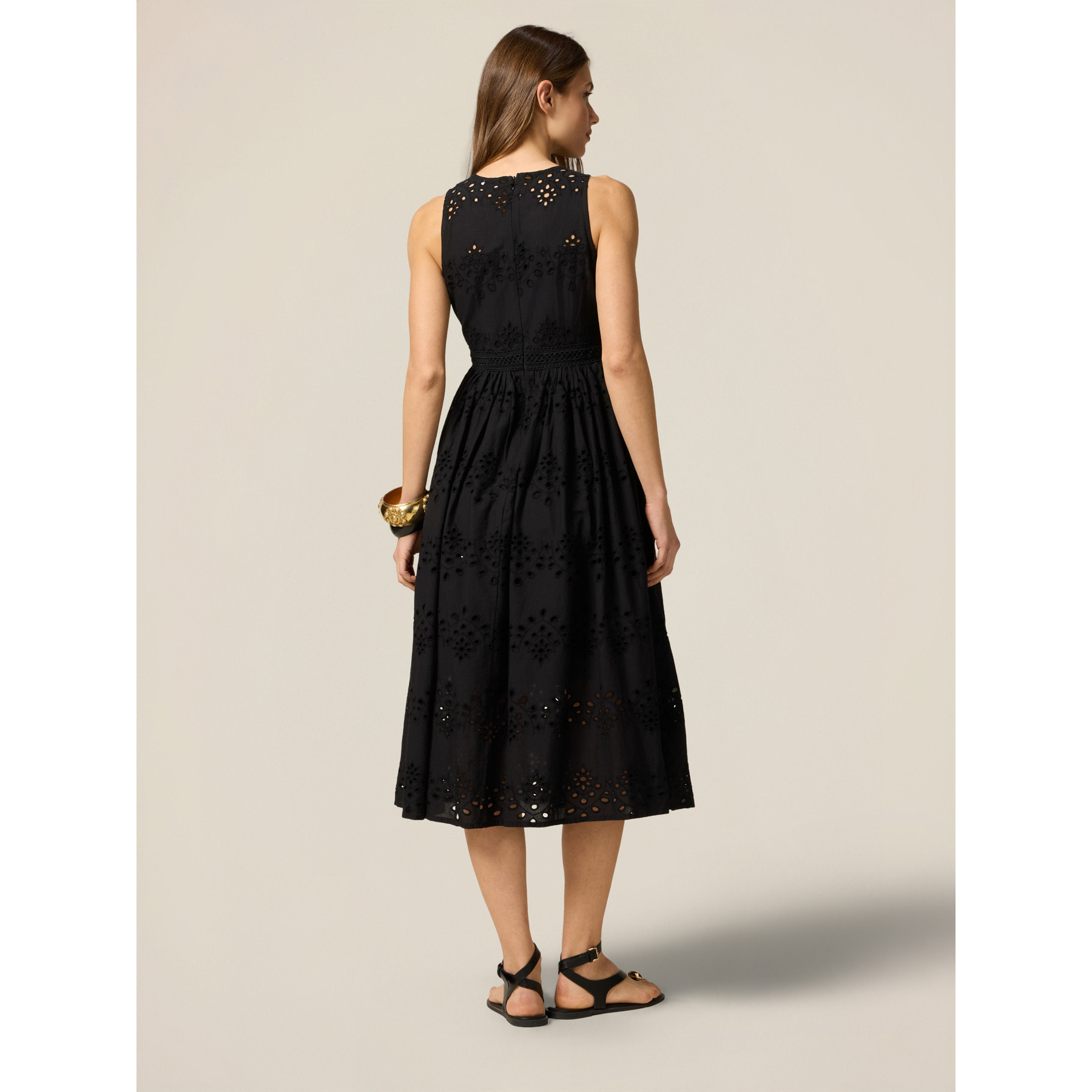 Oltre - Vestido acampanado de encaje bordado - Negro