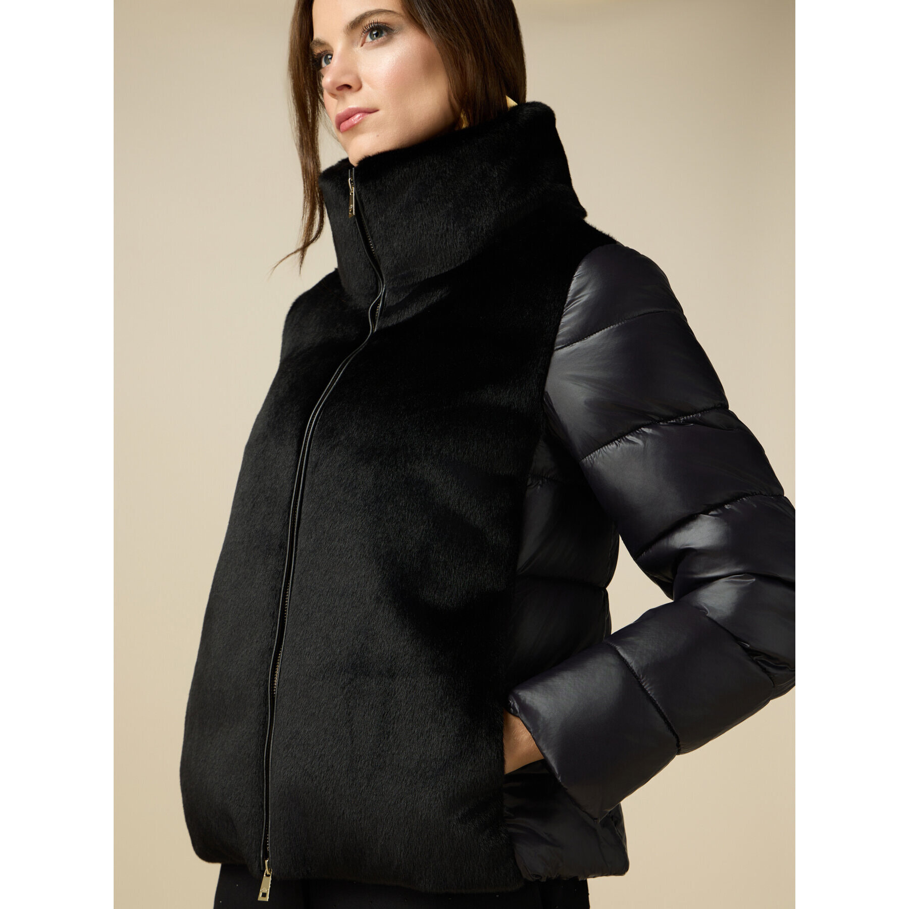 Oltre - Down jacket with teddy insert - Negro