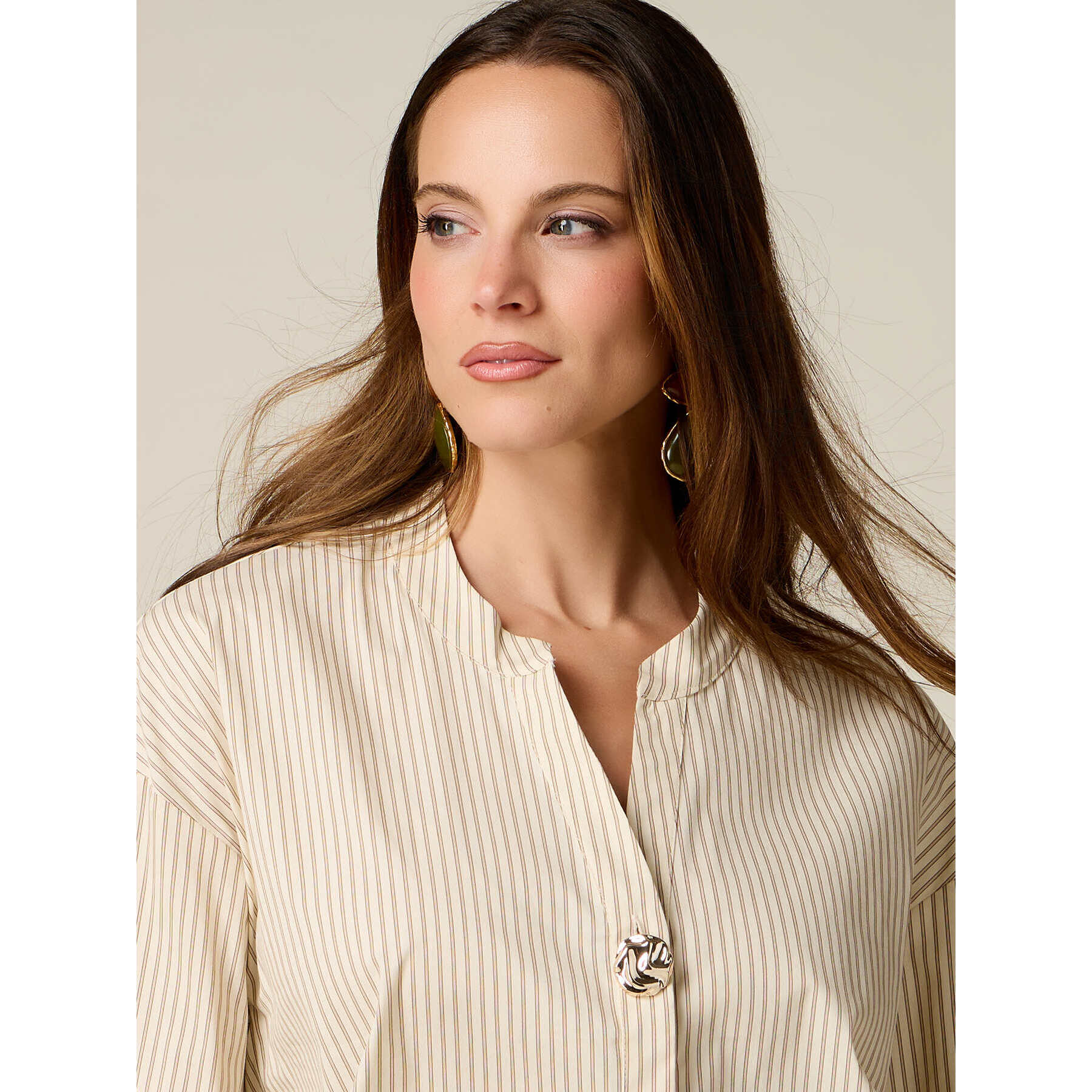 Oltre - Camicia a righe in tela con bottoni gioiello - Bianco
