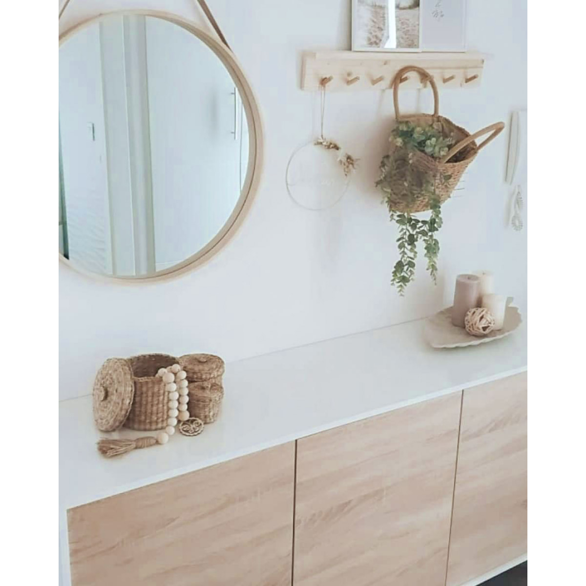 Support mural en bois massif ton naturel 61x10cm Hauteur: 9.5 Longueur: 61 Largeur: 5.5