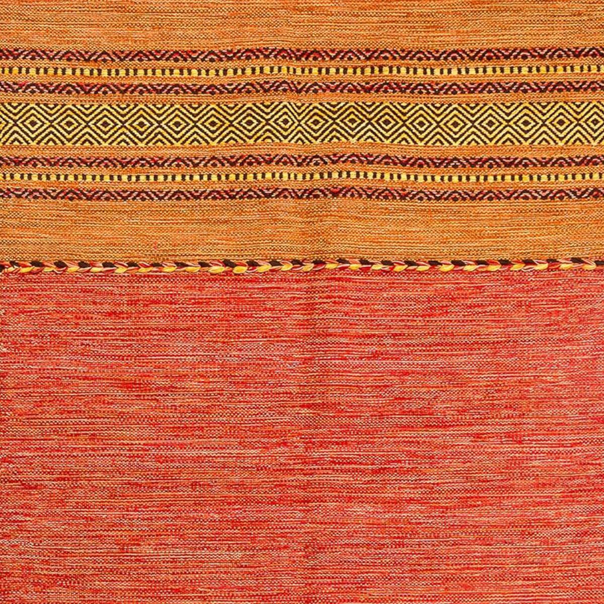 Tapis Buvo tissé à la main en Coton