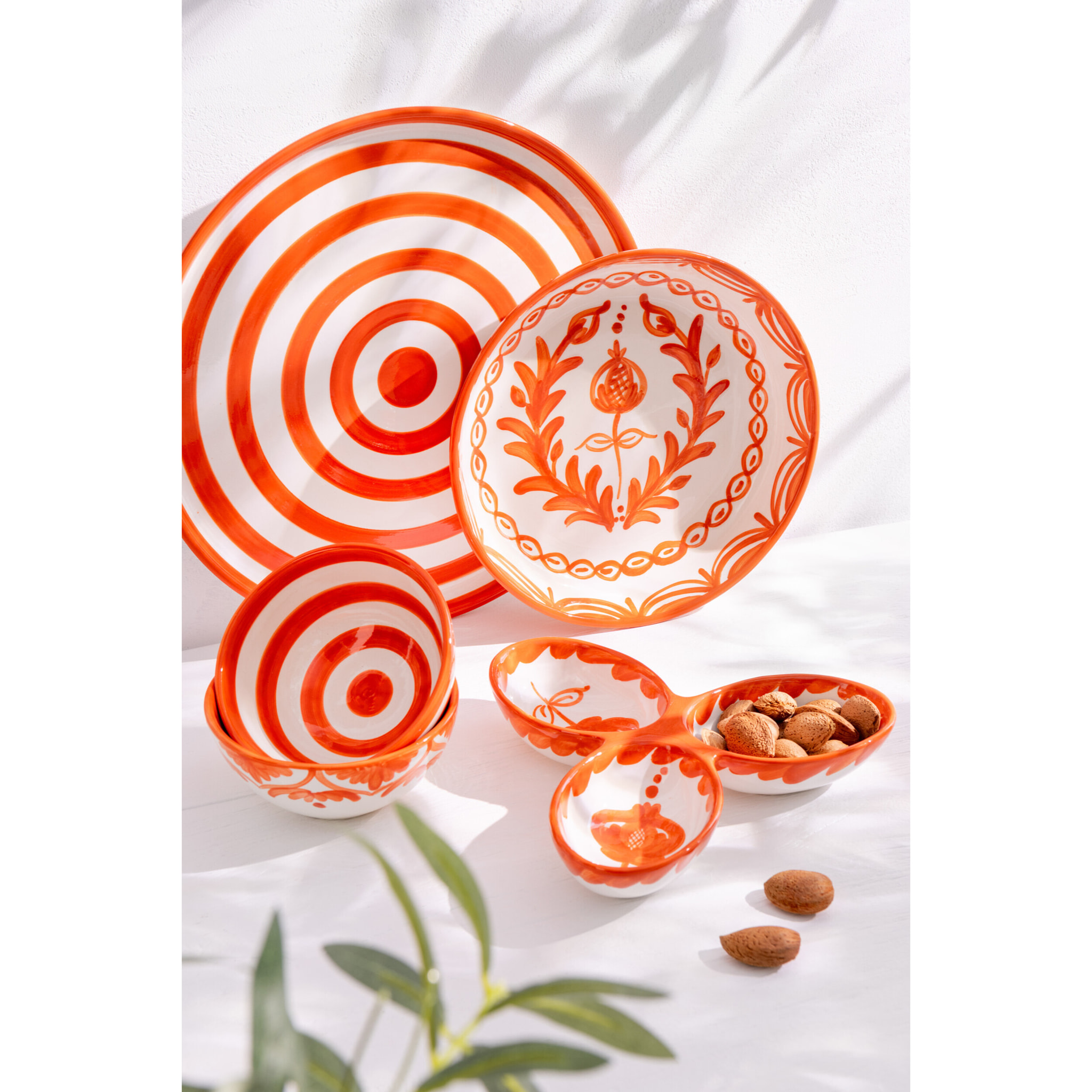 J-Line plat Granada Low - céramique - blanc/orange - large - Ø 25 cm