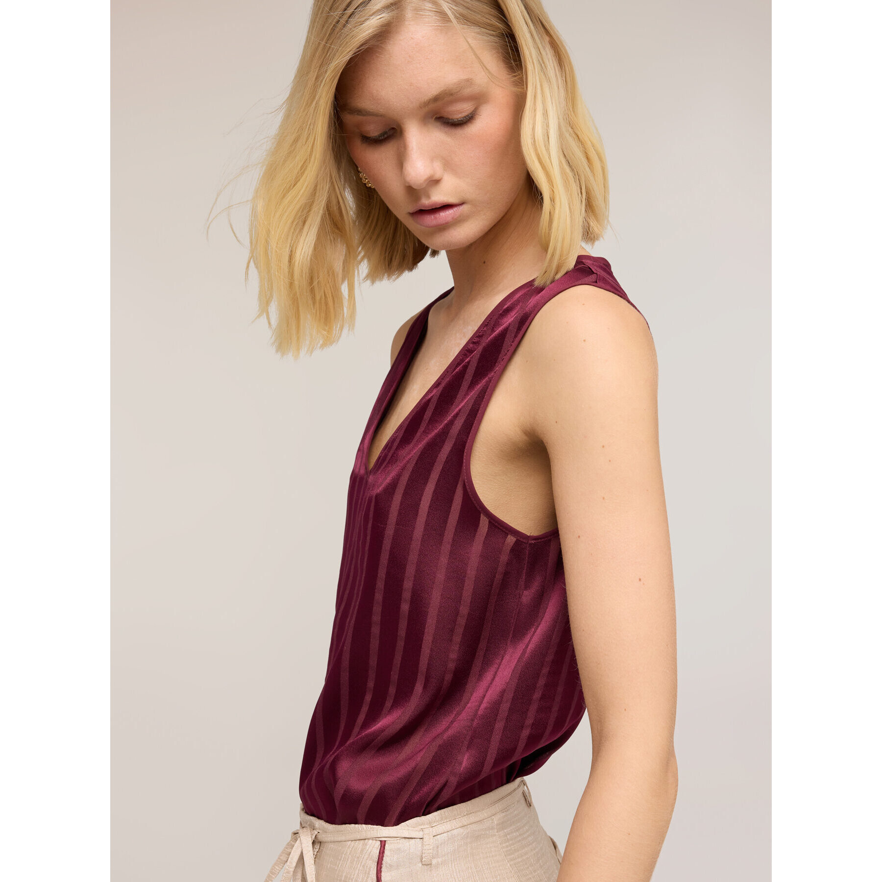Motivi - Blusa de raso a rayas devoré - Burgundy