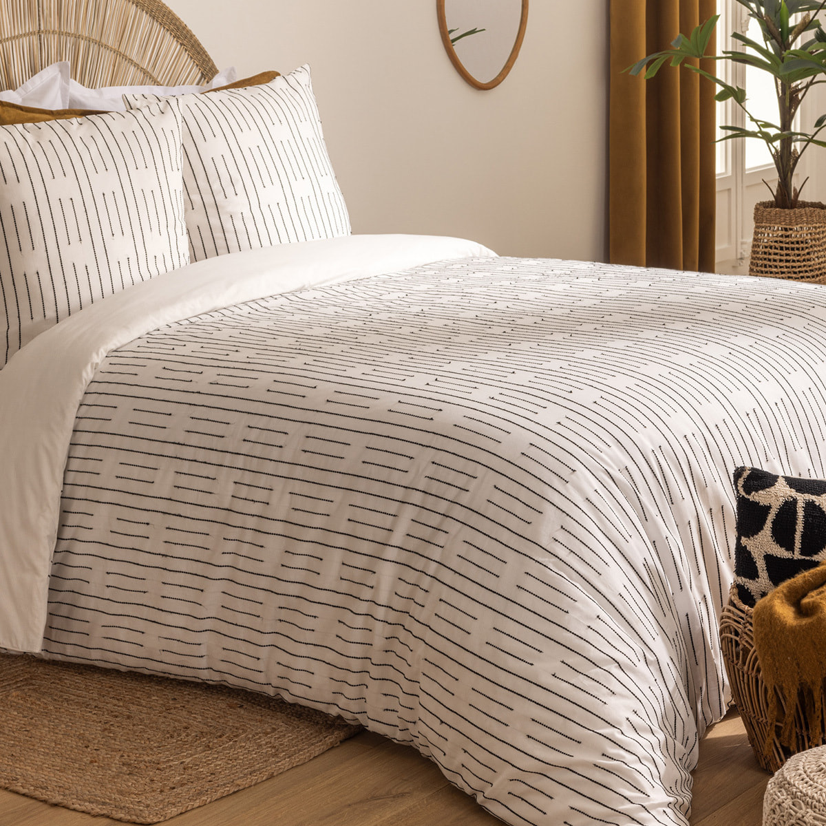 Parure de lit Kain coton blanc noir 260x240cm