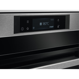 AEG Horno de vapor Serie 8000 SteamBoost con Display táctil Excite BSE782380M