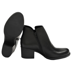 Tronchetto in vera pelle con tacco comodo