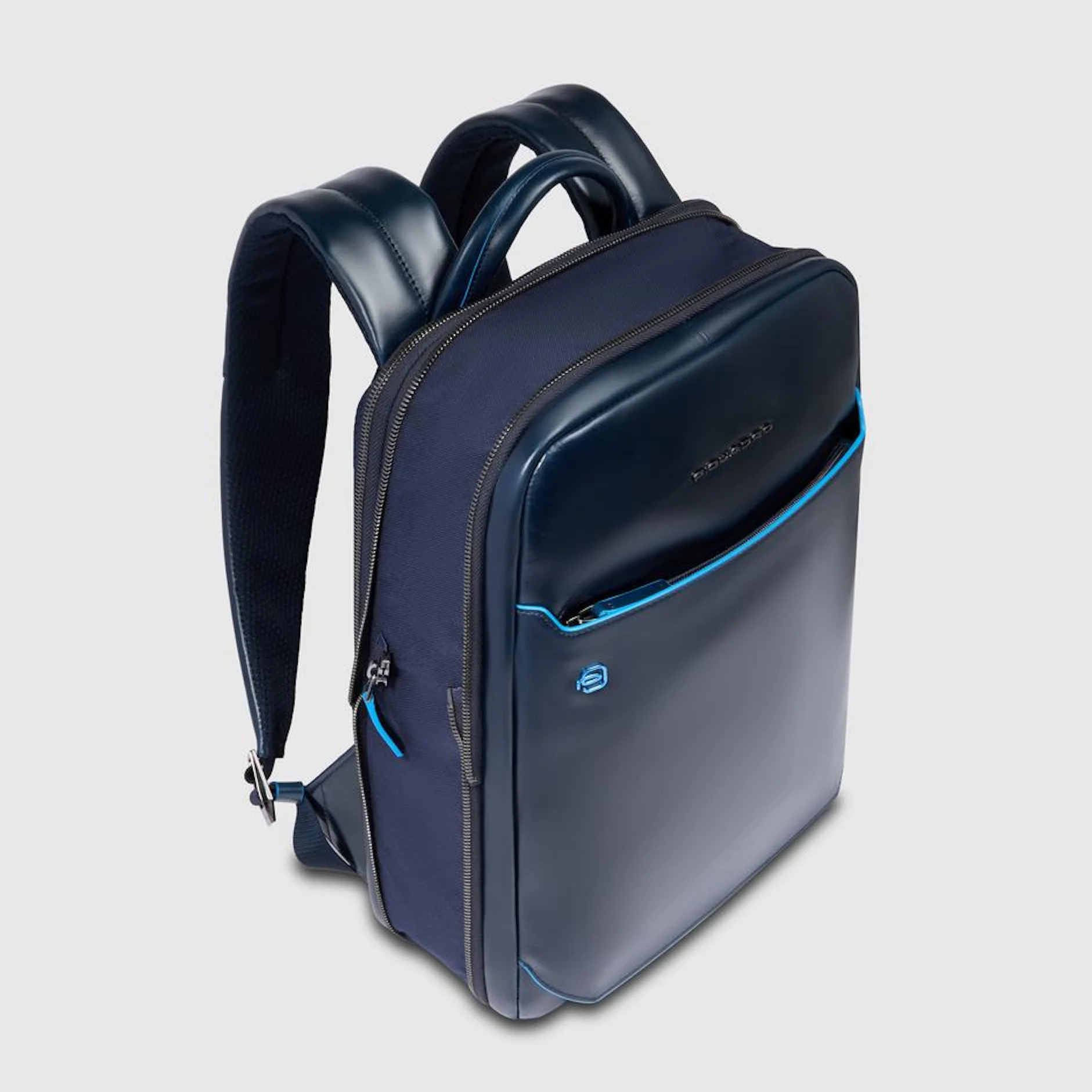 Piquadro Zaino personalizzabile porta pc e iPad® con protezioni antiurto e RFID e tasca per AirPods®