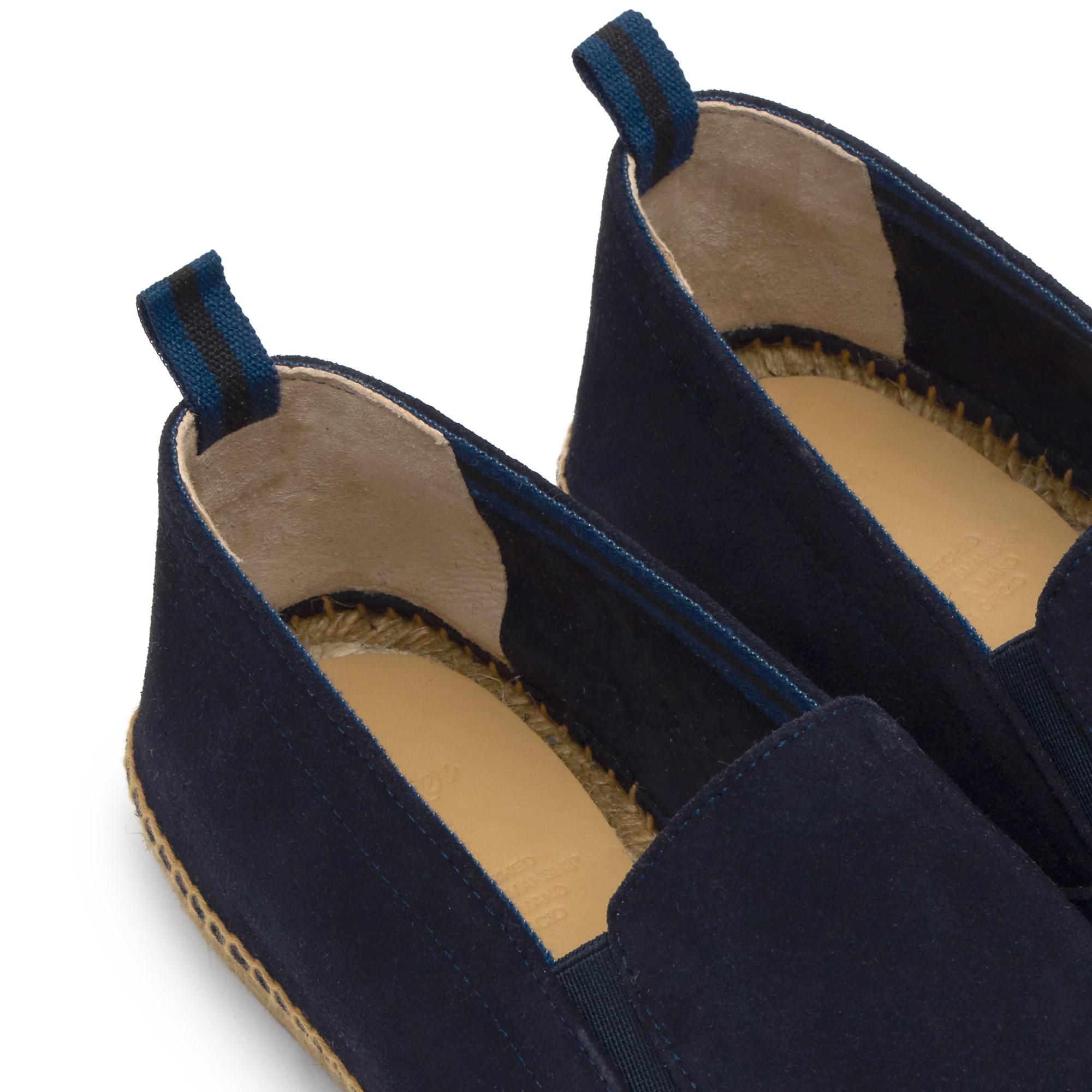 Alpargata joel plana en piel y yute con elásticos laterales