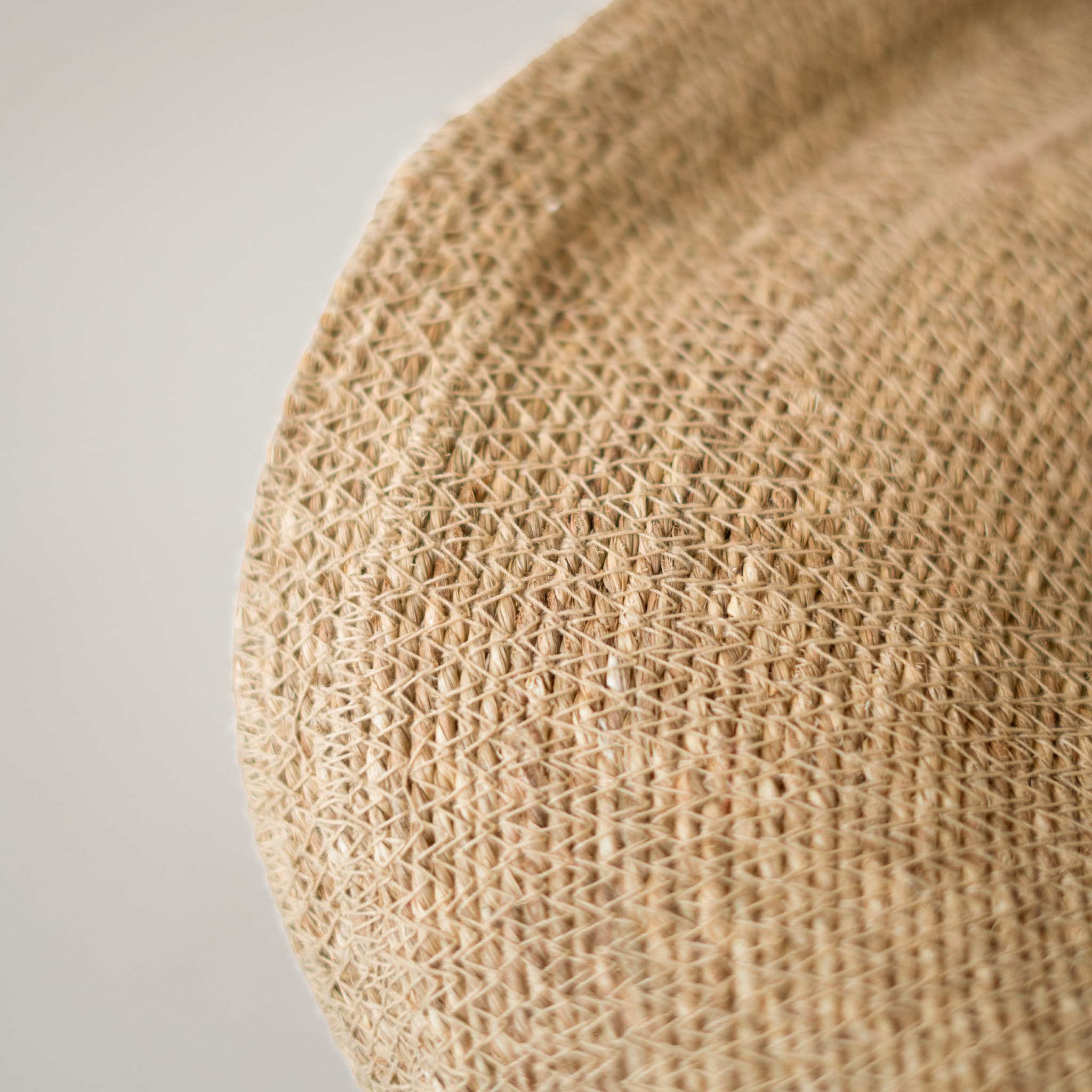 Suspension en matière naturelle et métal 61 cm - Maho