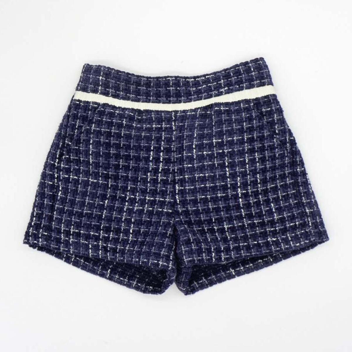 Short chanel azul marino con cinta blanco