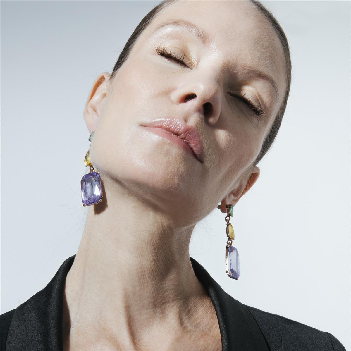 Pendientes Lux by Lux acabadoss en oro amarillo 18k