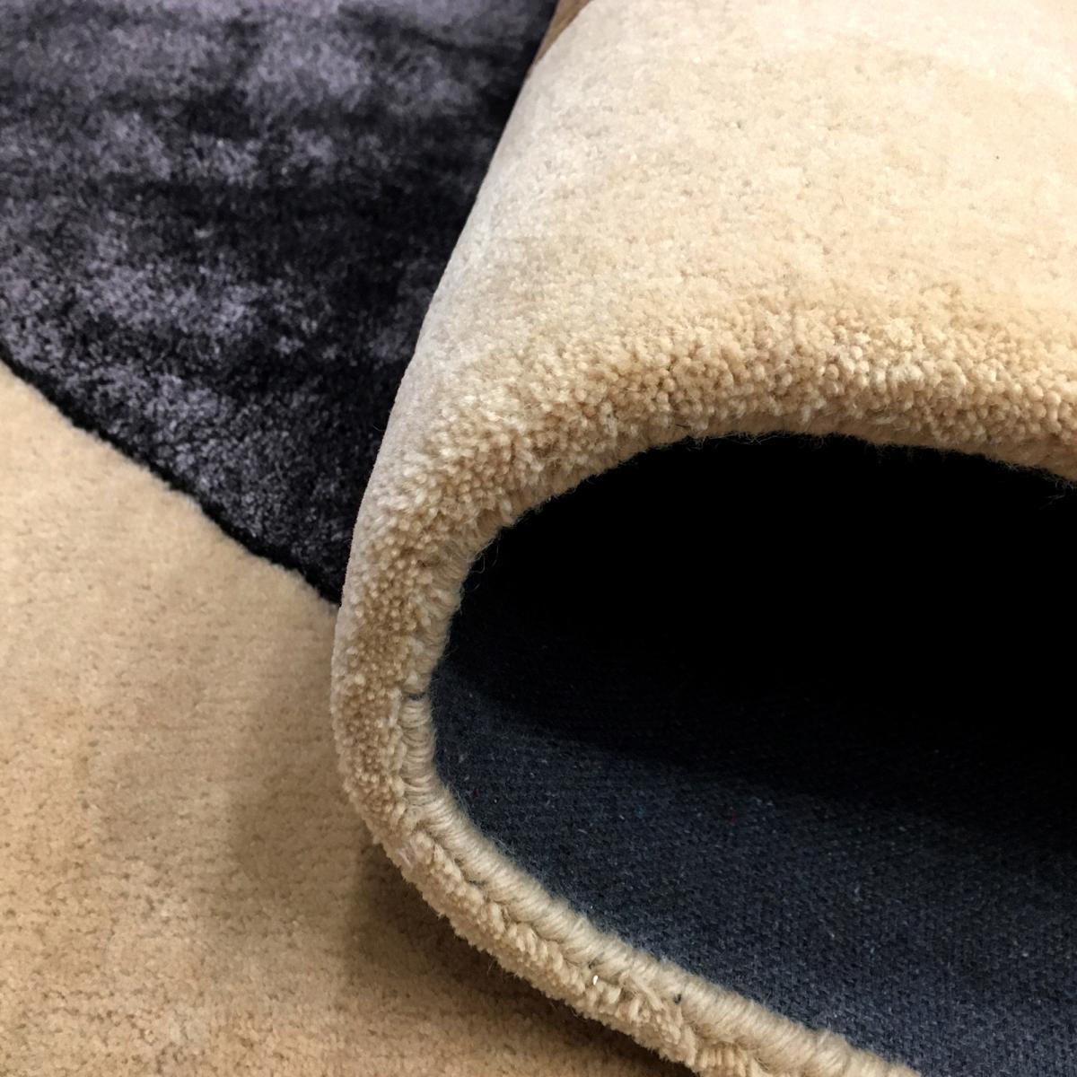 Tapis Cevi, tufté main en laine et viscose, doux, soyeux et épais