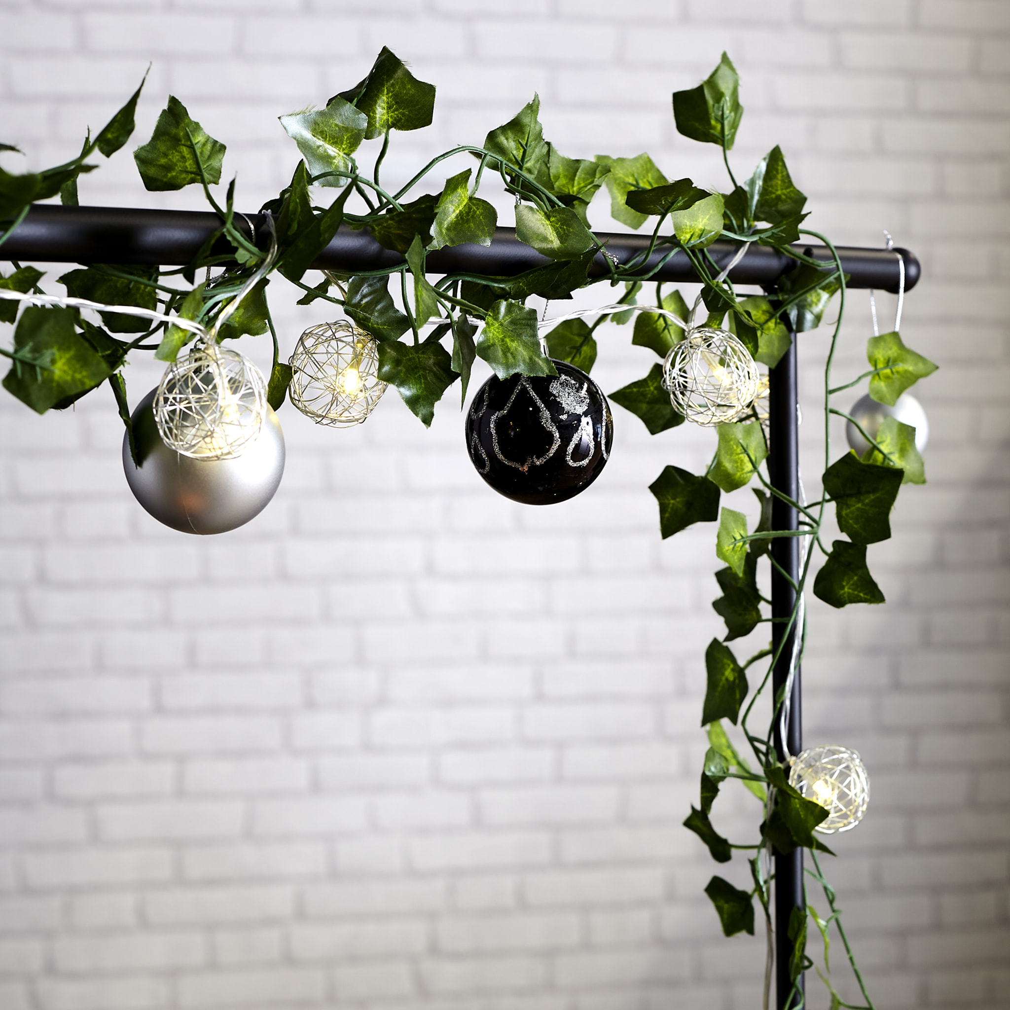 Barre Deco De Table Ajustable Interieur Et Exterieur Noir