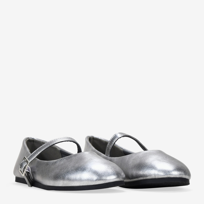 Bailarinas plateadas con hebilla