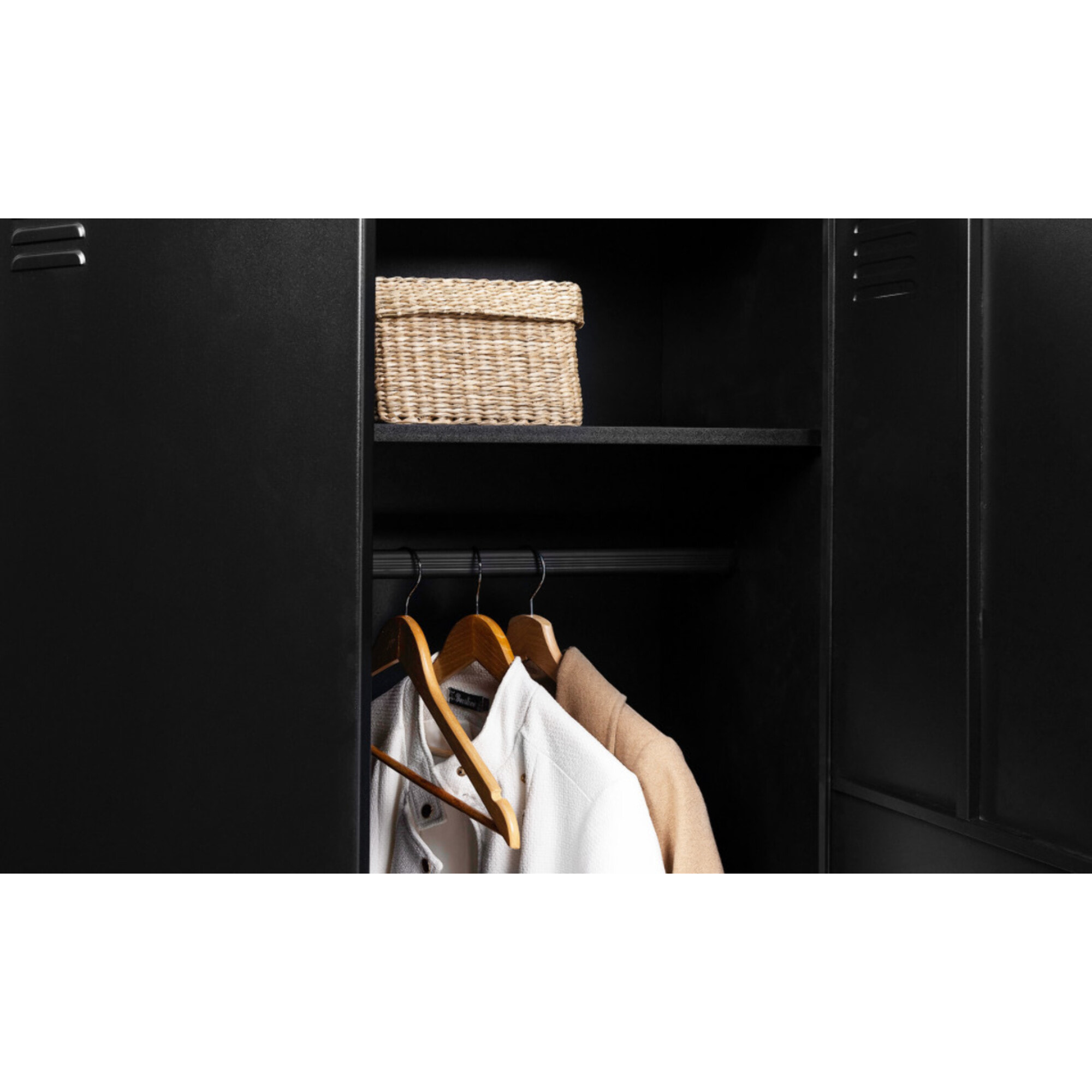 Armoire vestiaire 2 portes Storen en métal noir