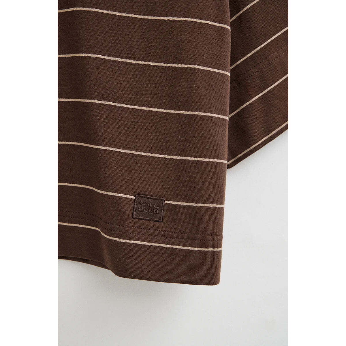 Maglietta a righe cioccolato e marrone chiaro dal fit boxy con toppa Polo Club