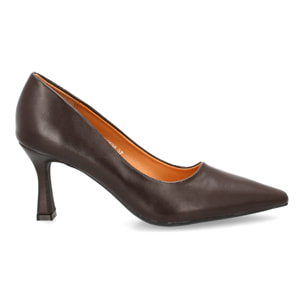Zapato de salón elegante para mujer