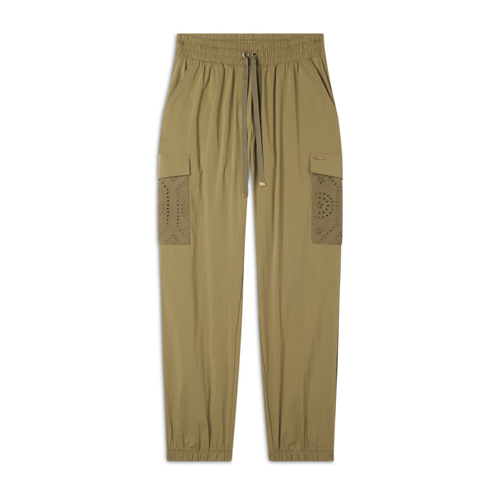 Pantaloni cargo in popeline con ricami Sangallo sulle tasche